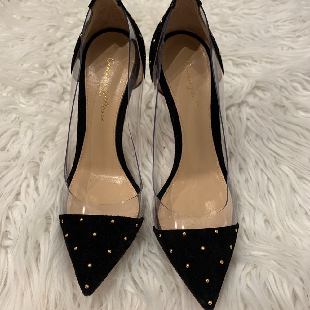Gianvito Rossi black heels